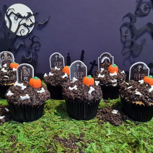 Graveyard Halloween Cupcakes Online Delivery